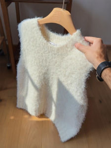 QINGNAER | Gentle Cream Softness Leisurely Knit White Round Neck Sleeveless Fur Vest