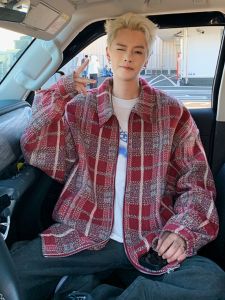 แจ็คเก็ตทรงหลวมสไตล์เกาหลีสีแดงลายสก็อตสำหรับผู้ชาย แจ็คเก็ตฤดูใบไม้ร่วง แจ็คเก็ตแขนยาว แจ็คเก็ตแฟชั่น แจ็คเก็ตสเวตเตอร์