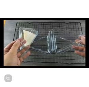 C0F0E. 11.5*9*8cm 50pcs Slice Cake Container Triangle Box/Triangle Square Cheesecake Box/Holders Cake Boxes DIY Cupcake Slice Container.