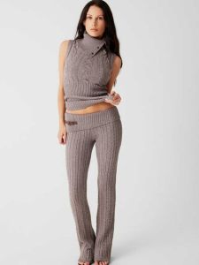 Frankies Bikinis American Spicy Girl Twist Knitted Open Cardigan Slim Fit Button-Up Collar Vest And Shorts Set for Young Women