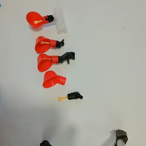 [HCM] máng uống tự động cho gà vịt - loại dạnh cốc hàng sịn - Randy888