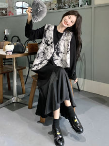 New Chinese Style Watercolor Horse Jacket Black Fish Tail Dress Two-Piece Set Spring Fashion Loose Feelings Commute Dresses