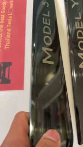 อุปกรณ์เสริม คลาสเสริม Titanium Alloy สำหรับประตู 4 ด้าน Tesla 3/Y