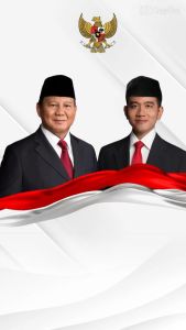 FOTO PRESIDEN DAN WAKIL PRESIDEN 2024-2029 UKURAN 40 x 30 cm SUDAH PAKAI FIGURA MDF