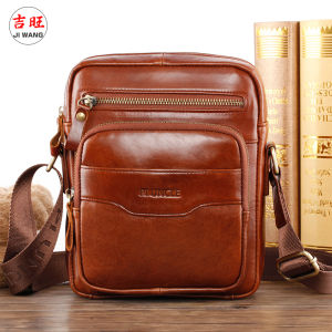 กระเป๋าสะพายไหล่หนังแท้เนื้อสัมผัสดีเรียบง่ายกระเป๋าสะพายข้างหนังวัวชั้นดีแมทช์ลุคง่ายแบบใหม่ปี2023กระเป๋าใบเล็กสำหรับฤดูร้อนกระเป๋าเครื่องมือสำหรับผู้ชาย