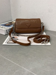 Fashionable Folded Soft Leather Cylinder Handbag Chain Handle Casual Shoulder Crossbody Bag Soft Texture British Style Womens Bag