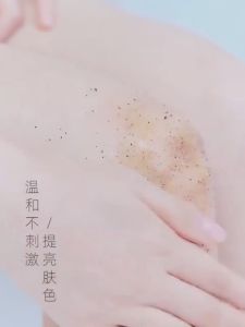 Body scrub Moisturizing Whitening Smooth Skin Natural Exfoliating 350g Scurb Badan Putih  whole body hand exfoliation dead skin to chicken skin hydration moisturizing skin