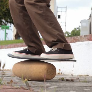 Advanced Natural Cork Balance Board for Yoga Leg Muscle Massage Professional Sports Fitness Fans Supplies Yoga Bricks