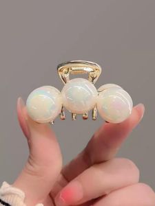 Korean Style Mermaid Pearl Hair Clip Medium Size Hair Gripper for Thin Hair Back of Head High End Hair Accessories