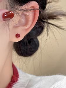 Pianist | Hypoallergenic Red Pearl Stud Earrings