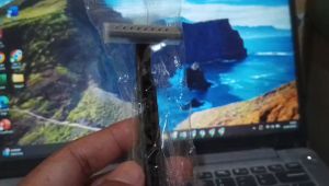Pisau Cukur Jenggot Mata 2 Biru Tajam Cukur Rambut Cembut Ketiak Bulu