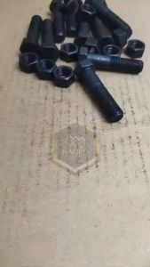 BAUT MUR BAJA KUNCI 17 M12X50 HALUS PANJANG 5CM HTB GRADE 8.8 M12 X 50 HALF DRAT 5 CM PITCH 1.25 HITAM 12X50 12 X 50 50MM 50 MM DIAMETER DRAT 12MM BAUD SEKRUP SKRUP