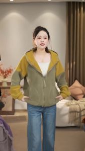 Loose Fitted Hooded Patchwork Thick Fashion Sweatshirt