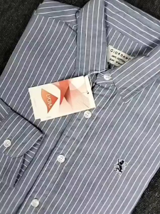 Kemeja Pria Lengan Panjang Giordano 3D Lion Cotton Sueding Slim Fit Salur - Kemeja Pria Lengan Panjang - Kemeja Kantor - Kemeja Kerah Lengan Pnajang - Kemeja Lengan Panjang Bahan Salur
