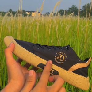 Chonlui Sepatu BOSINDO Canvas K15 & Sepatu Kulit Pria Dewasa Terbaru 2024 Import Casual