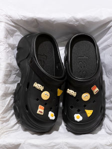 สไตล์หวานสีดํา Hole OUT รองเท้าแตะสําหรับสตรี 2024 ฤดูร้อนใหม่ชายหาด Anti-SLIP รองเท้าน่ารักข้อเท้าต่ํารองเท้าส้นสูงแพลตฟอร์ม Sole