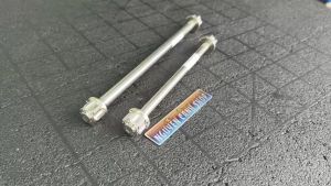 Cốt Đùm xe Exciter 135 2011-2014 inox