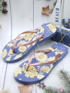 2025 New Womens Rubber Zigzag Slippers Anti-Slip Soft Bottom Flat Heel Casual Fashion Trendy Beach Sandals Floral Pattern