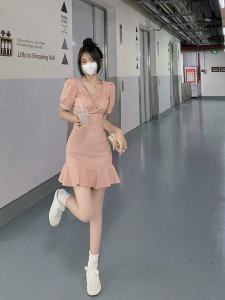 Sweet And Spicy Girls Bubble Sleeve Pink Dress Womens Summer New French Initial Short Skirt Korean Style High Waist A-Line Dress