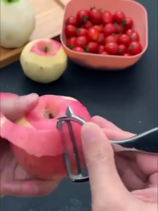 Stainless Steel Vegetable Julienne Peeler Cutter Grater Fruit and Vegetable Grater Sharp Flat And Jagged Available