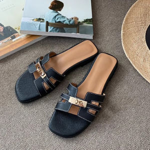 Leather Version Summer Outdoor Womens Slippers French Fashion Genuine Leather Lock Buckle Flat Bottom Hollow out Square Head Sandals