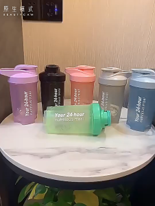 Bình shaker đựng nước tập gym