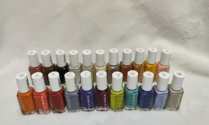 Essie Expressie Quick Dry Vegan Nail Polish 10mL – Fast-Drying Gloss Finish