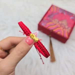 Q235 Vòng tay chỉ đỏ Tỳ hưu V24k - Phong Thuỷ TUDO P