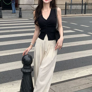 🦋 VEVE New V-neck Knitted Vest Cardigan Pleated Knitted Tank Top Design Sense Sleeveless Tank Top