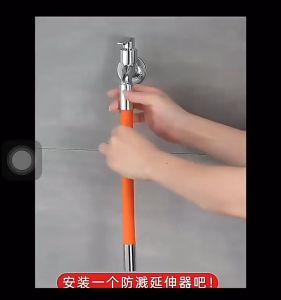 ท่อต่อก็อกน้ำ ท่อยาง ดัดได้ มีขนาด 20 ซม.    30 ซม.    50 ซม.    และหัวแปลงก็อก Pipe For Faucet Bendable การหมุนแบบสากล 360°