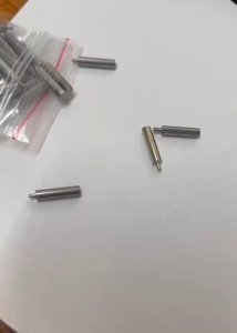 CHỐT GIỮ NÚM vặn số push máy 1 kim điện tử được sử dụng trong ngành may mặc