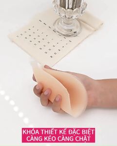 Bra Silicon dán ngực tạo khe đệm dày siêu dính tăng size vòng một ( kèm quai trong) 400