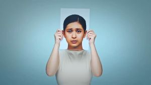 VIVA GOLD SERUM WHITENING VITAMIN C COLLAGEN WITH TRIPLE BRIGHTENING POWER 2% & 4% NIACINAMIDE & COLLAGEN - 20ML