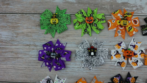 กิ๊บติดผมลายฟักทองฮาโลวีนพร้อมโบว์สำหรับงานปาร์ตี้ฮาโลวีนผีสำหรับเด็ก สินค้าพร้อมส่ง🚗