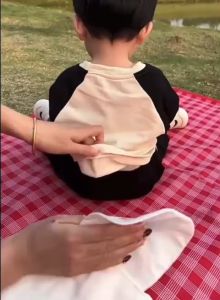 HANDUK PENGHISAP KERINGAT BAYI/ANAK ANTI MASUK ANGIN/ANTI KERINGAT/ANTI BAJU BASAH 100PERSEN COTTON WAJIB PUNYA DAYA SERAP 4KALI LAPISAN KAIN SIMPE RINGAN TIDAK GATAL