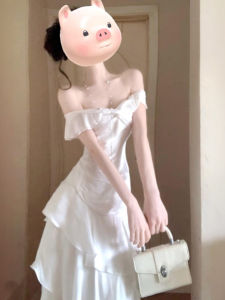 CHANGTONG | Elegant Shoulder-Baring Waist-Slimming Dresses Non-Mainstream