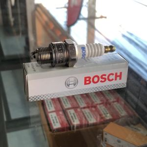 BOSCH E8RTC(W6BC) YAMAHA : Y100 / SUZUKI : A80A100FR80Crytal หัวเทียน bosch หัวเทียน bosch แท้ หัวเทียนมอไซ หัวเทียนมอไซค์ หัวเทียน F01A226B26