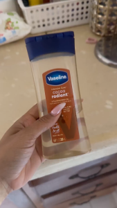 Vaseline Intensive Care Cocoa Radiant for Glowing Skin Body Oil 200ml
