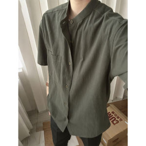 เสื้อเชิ้ตผ้าลินินชายสีเขียวทหารบางฤดูร้อน แขนสั้น ทรงหลวม ผ้าฝ้ายลินิน ทรงอเมริกันย้อนยุค แจ็คเก็ตเสื้อผ้าทำงาน