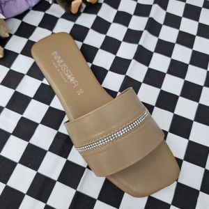 AUTUMN🍂SHOESรองเท้าแฟชั่นแบบสวมติดเส้นเพชรเล็กๆพร้อมส่ง