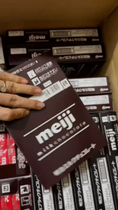 Socola Meiji Socola sữa và Socola đen 41g – Meiji Black socola đen và Milk Chocolate socola sữa. Thương hiệu Nhật Bản cao cấp.