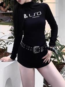 เข็มขัดหนังสไตล์อเมริกันย้อนยุคสำหรับผู้หญิง เข็มขัดหนัง PU พร้อมหัวเข็มขัดโลหะแบบยึด ตกแต่งด้วยตะขอโลหะ