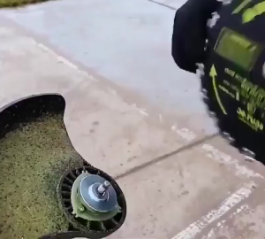 20T Bilah mesin pemotong rumput menebal bilah gergaji rantai melingkar baja mangan/Pedang Logam