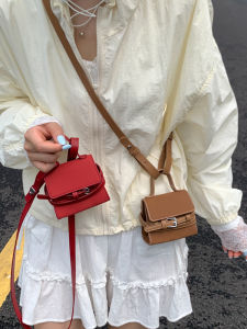 กระเป๋าใส่เครื่องฟังเพลงสุดน่ารักขนาดเล็กสำหรับผู้หญิง กระเป๋าสะพายข้างทรงสี่เหลี่ยมเล็กแบบลำลอง สีสันสดใส ปิดด้วยซิป ผ้าฝ้ายผสมโพลีเอสเตอร์