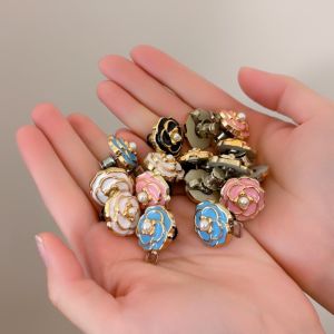 Adjustable Tea Flower Button Jeans Waist Tightening Tool Comfortable No Buckle Fresh out Fashion Jewelry Pin for Women