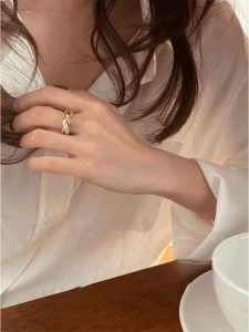 Elegant Gold Plated Silver Wrapped Index Finger Ring for Women Simple Circle Design Luxury Minimalist Fashion Jewelry
