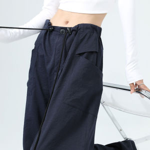 กางเกงทำงานสไตล์อเมริกันสีน้ำเงินสำหรับผู้หญิง กางเกงขายาวทรงหลวมเอวสูง ทรงหลวม แห้งเร็ว ฤดูร้อน 2025 ใหม่
