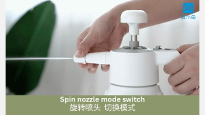 Blue Fish Pump Pressure Water Sprayer  1.5L Capacity Auto Spouting 2.2bar Adjustable Nozzle Durable HDPE