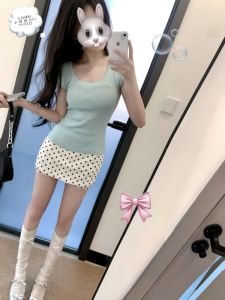 HUOLISI | Fitting Square-Shoulder Green Knit T-shirt
