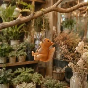 Tượng Sóc Dễ Thương Bằng Nhựa Resin Leo Dây Trang Trí Bàn Phong Cách Hiện Đại Đồ Trang Trí Sân Vườn Ngoài Trời Cây Cảnh